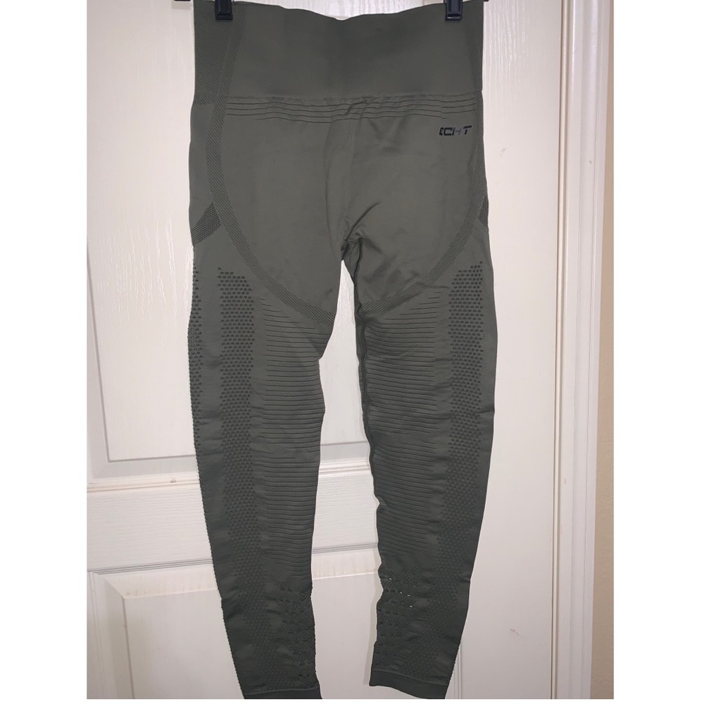 ECHT olive - Arise prime leggings